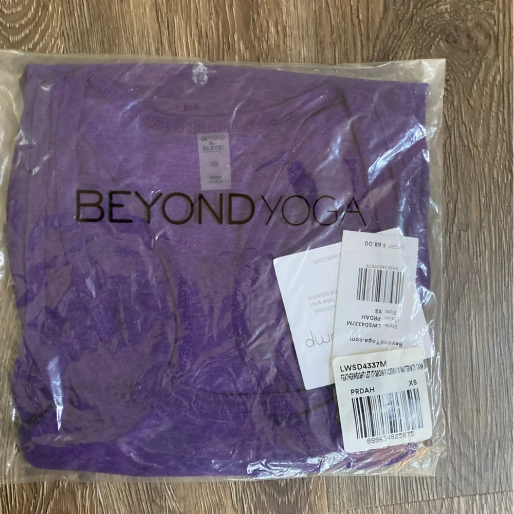 Beyond the Bump Featherweight Let it Grow Racerback Maternity Tank Top - Picture 2 of 3